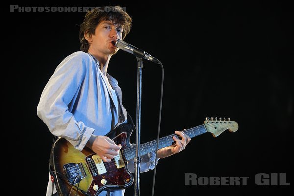 ARCTIC MONKEYS - 2022-08-25 - SAINT CLOUD - Domaine National - Grande Scene - 